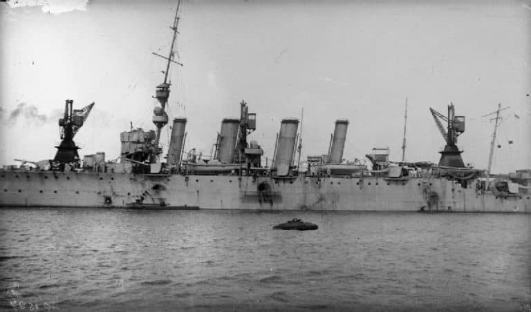 HMS Chester damaged 01